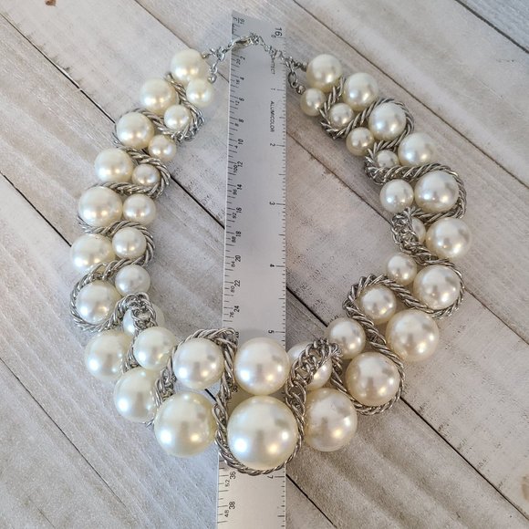 Vintage Statement Collar Necklace Graduated Faux Pearls Silver Chain Weave - Picture 8 of 12